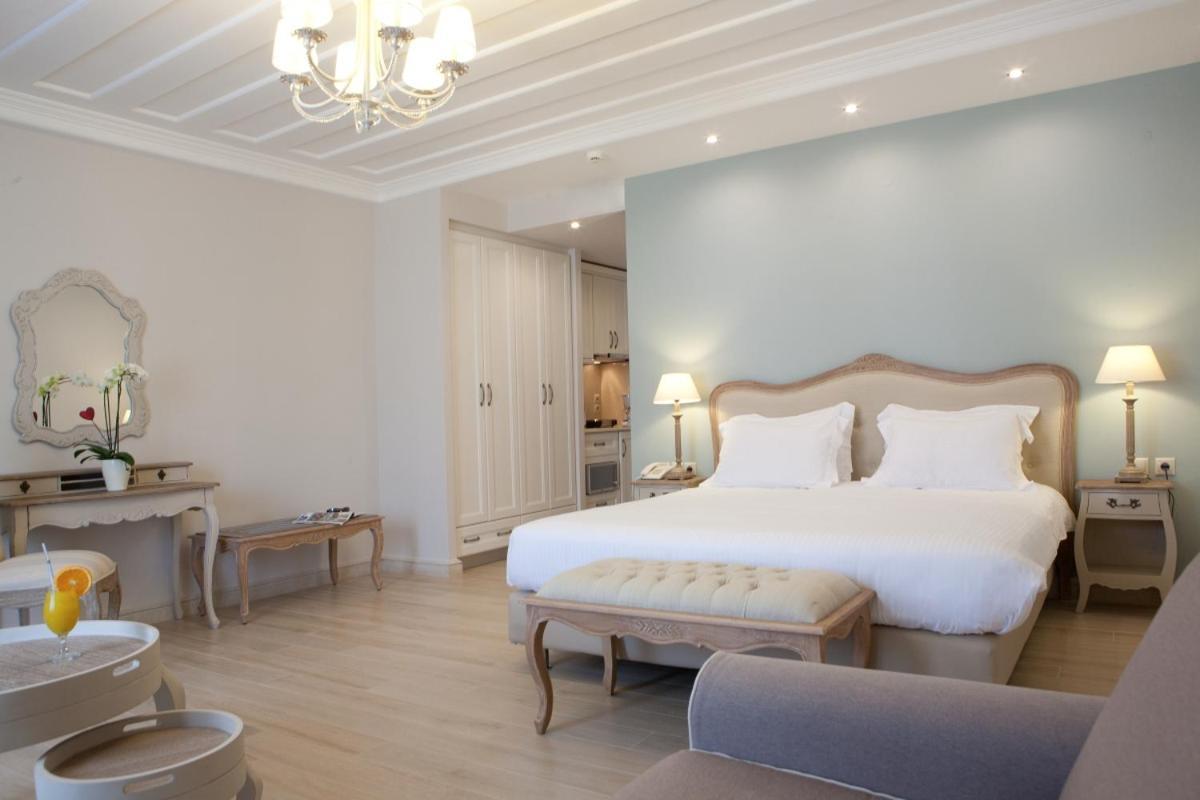 Royal Nidri Hotel Ngoại thất bức ảnh
